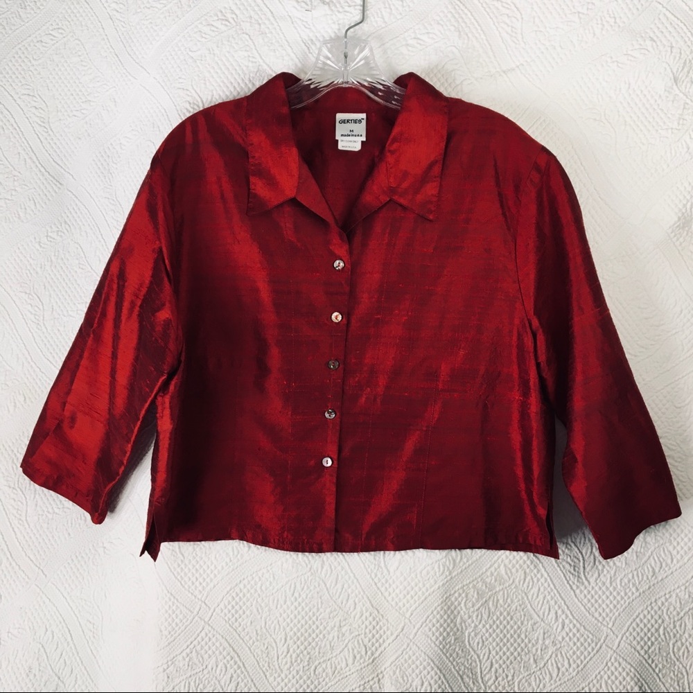 Woman’s M Gertie red over shirt jacket